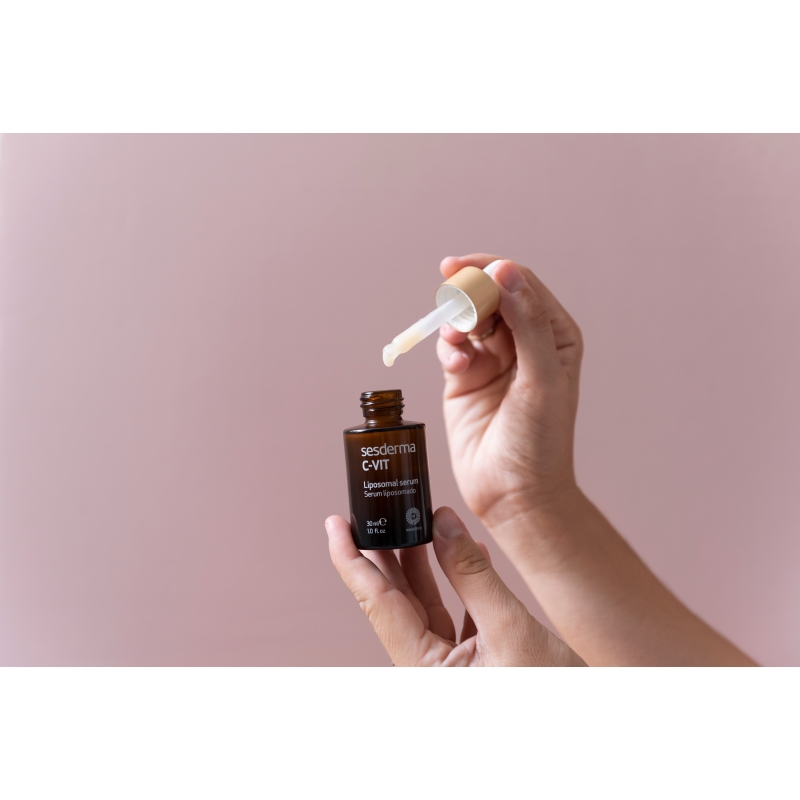 SESDERMA C-VIT, serum liposomalne do każdego rodzaju skóry twarzy, 30 ml
