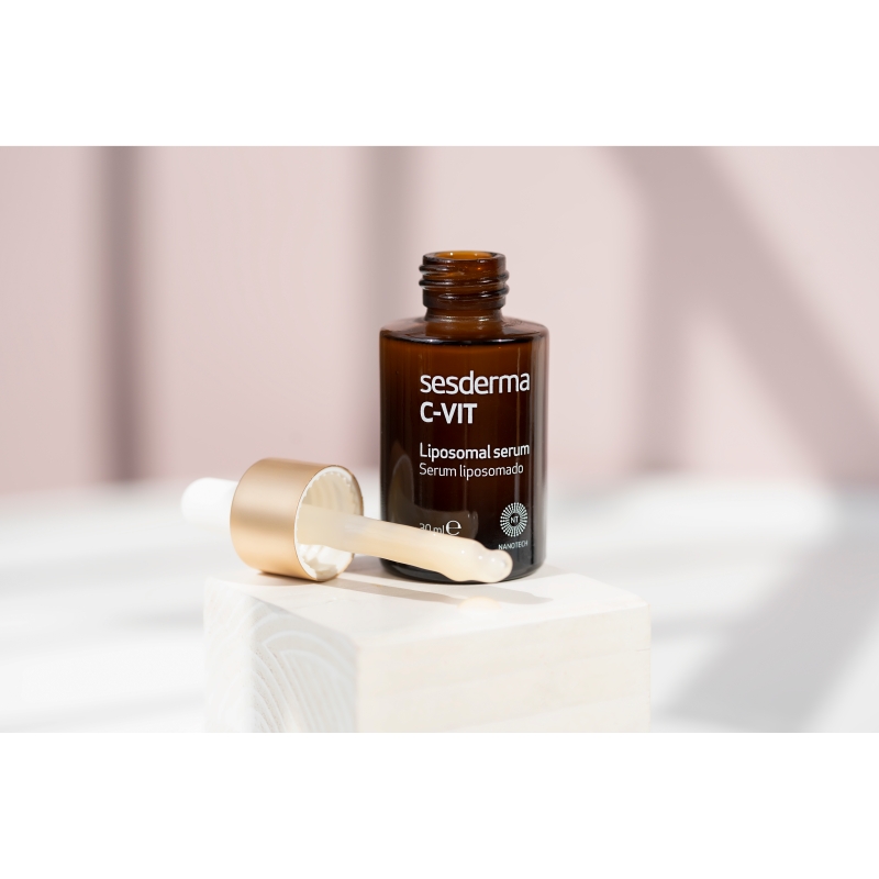 SESDERMA C-VIT, serum liposomalne do każdego rodzaju skóry twarzy, 30 ml